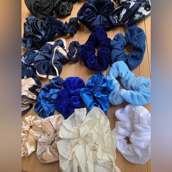 Cool Toned Blue Color Vibes Hair Scrunchies 25pc Set - Picture 3 of 9